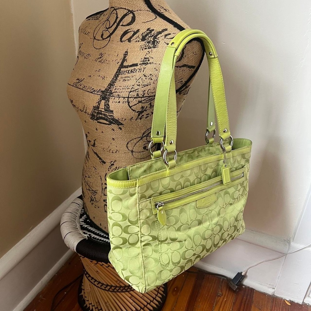 Y2K 2000s Rare Coach Signature C Monogram Gallery Tot… - Gem